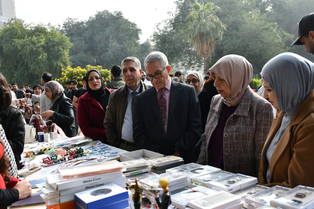 The Department of Petroleum Engineering Organizes a Charity Bazaar to Promote Humanitarian Values and Social Solidarity